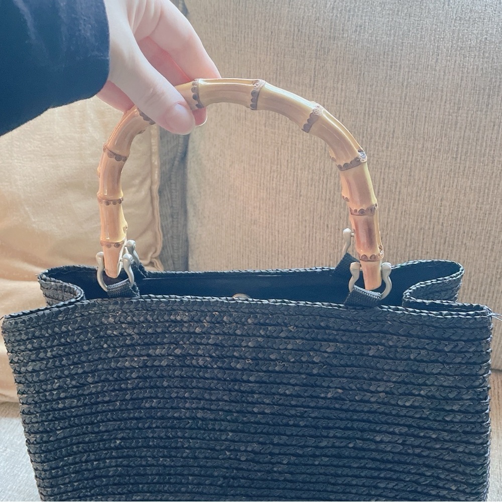 Elegant Black Woven Straw Tote Bag with Bamboo Handles - Picture 8 of 11